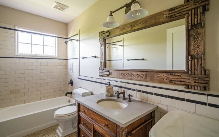 Vanity Mirrors professional service